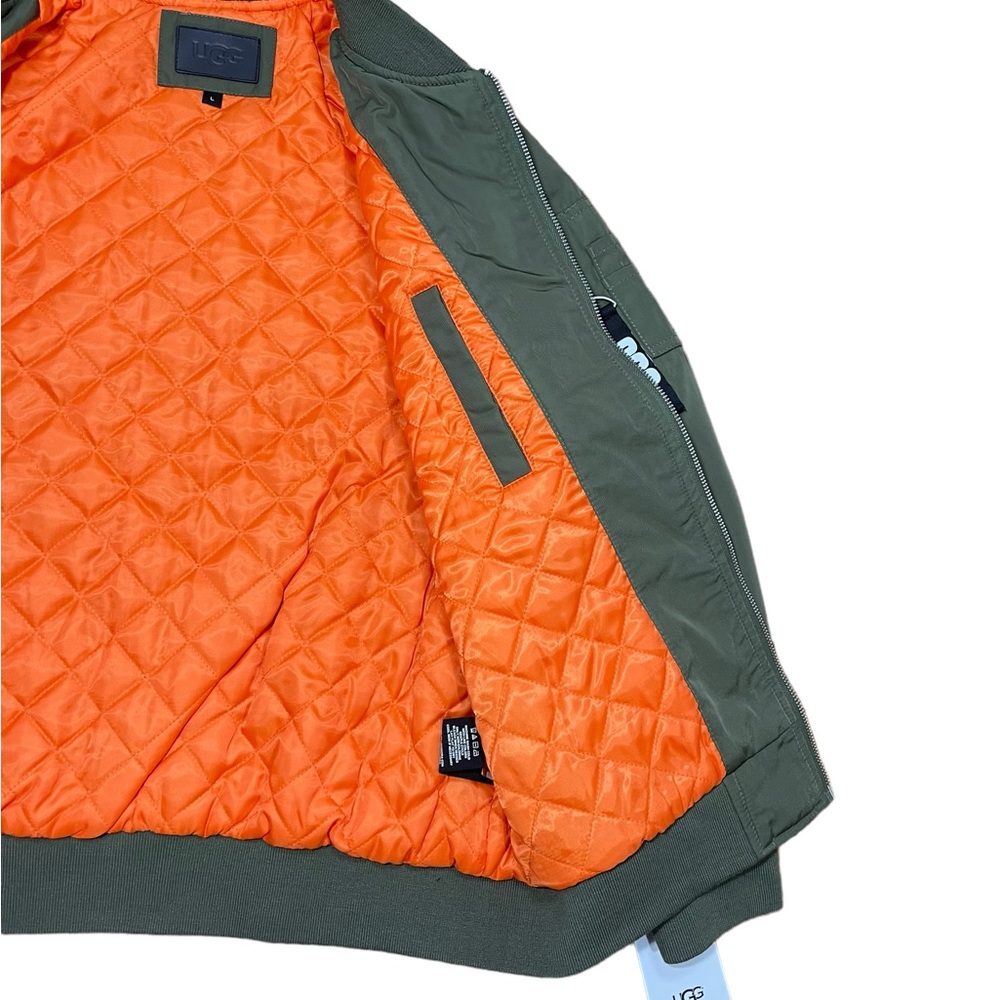 ⚡️SOLD⚡️UGG Aviator Style Bomber Jacket Olive Green Women’s Size Large - Picture 8 of 16